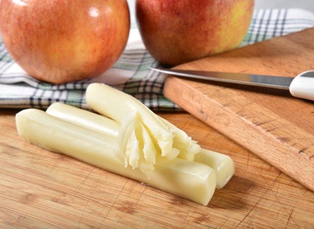 سلسلة التفاح بالجبن'
