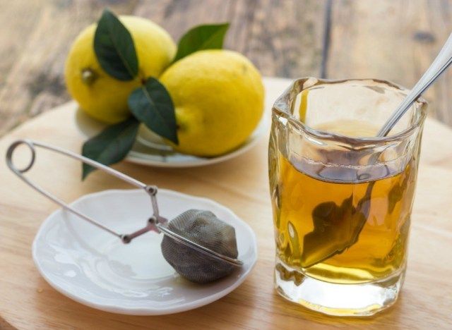 أفضل أنواع الشاي لإنقاص الوزن - شاي الليمون'