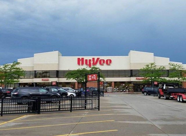 سوبر ماركت Hyvee صيدلية أيوا'