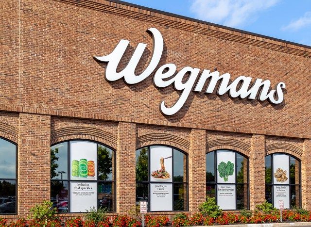 واجهة متجر wegmans'