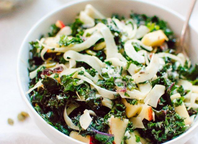 kale salad'