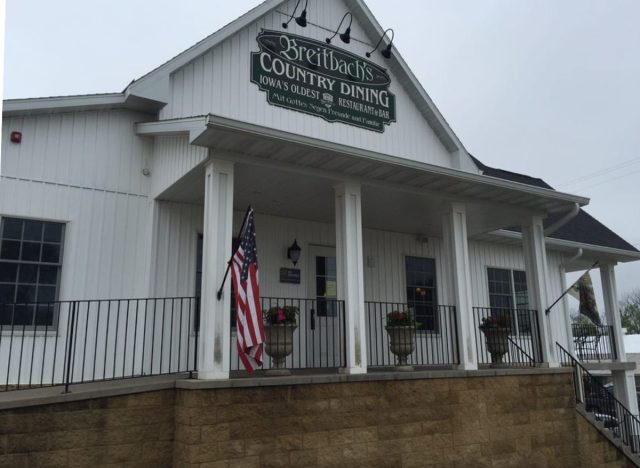   بريتباخ's Country Dining in Sherrill, IA